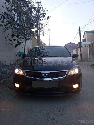 Kia Ceed 2011, 301,150 km - 1.6 l - Bakı