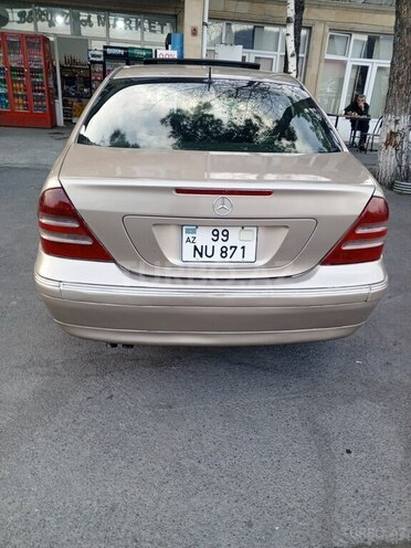 Mercedes C 240 2002, 244,686 km - 2.6 l - Bakı