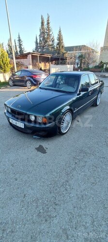 BMW 520 1999, 354,000 km - 2.0 l - Kürdəmir