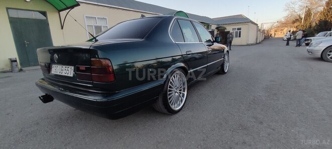 BMW 520 1999, 354,000 km - 2.0 l - Kürdəmir