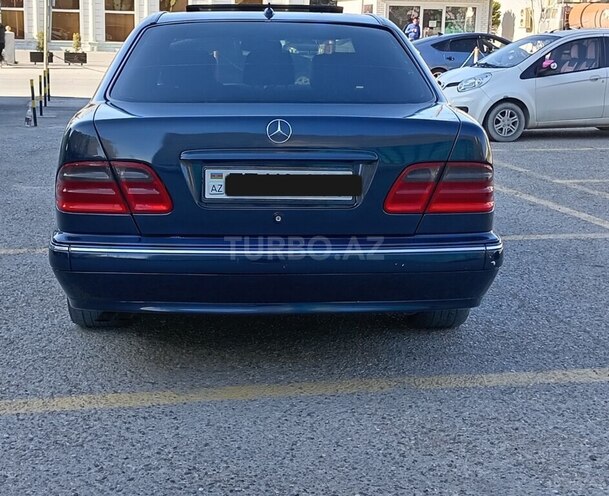 Mercedes E 240 2000, 340,000 km - 2.6 l - Bakı
