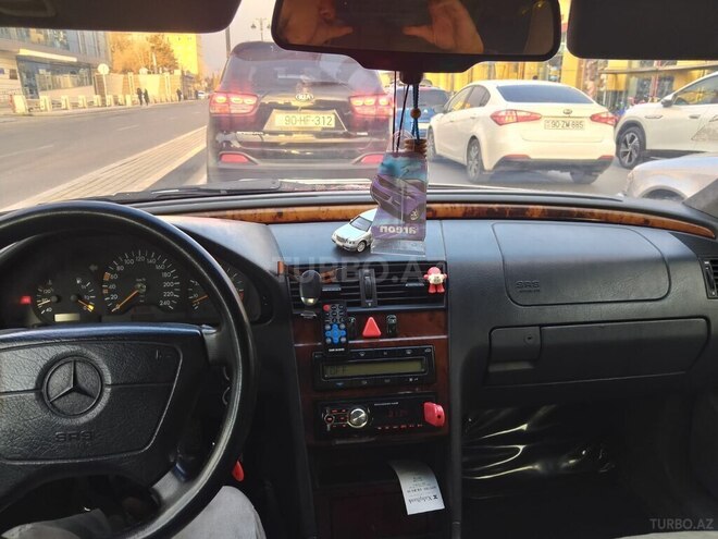 Mercedes C 220 1996, 358,000 km - 2.2 l - Bakı