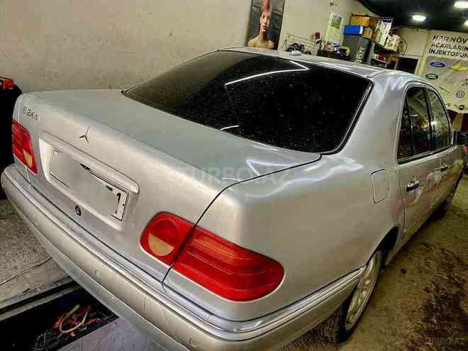 Mercedes E 240 1998, 333,000 km - 2.4 l - Bakı