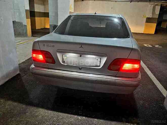 Mercedes E 240 1998, 333,000 km - 2.4 l - Bakı