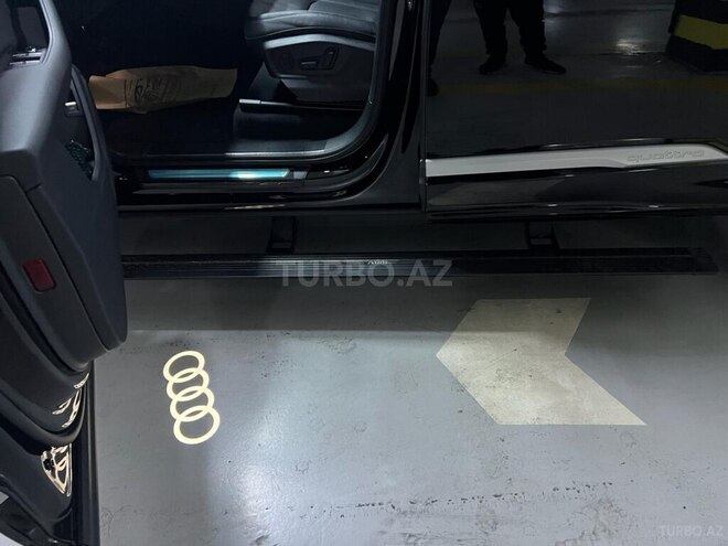 Audi Q7 2020, 10,000 km - 2.0 l - Bakı