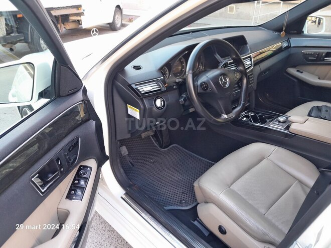 Mercedes E 350 2009, 252,000 km - 3.5 l - Bakı