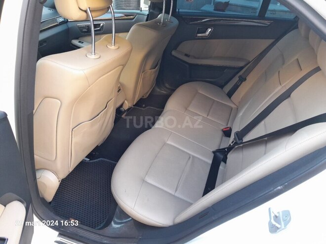 Mercedes E 350 2009, 252,000 km - 3.5 l - Bakı