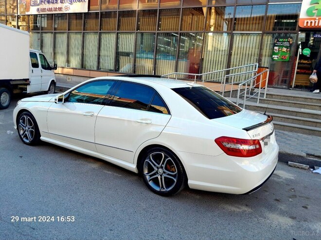 Mercedes E 350 2009, 252,000 km - 3.5 l - Bakı