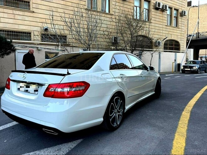 Mercedes E 350 2009, 252,000 km - 3.5 l - Bakı