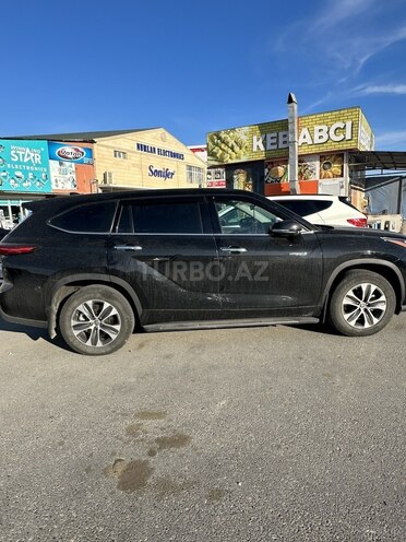 Toyota Highlander 2022, 24,525 km - 2.5 л - Bakı