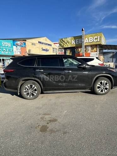 Toyota Highlander 2022, 24,525 km - 2.5 л - Bakı