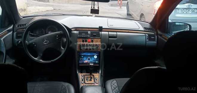 Mercedes E 270 2000, 443,000 km - 2.7 л - Bakı