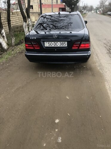 Mercedes E 270 2000, 443,000 km - 2.7 л - Bakı