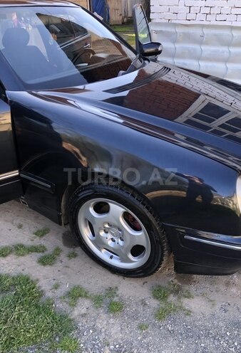 Mercedes E 270 2000, 443,000 km - 2.7 л - Bakı