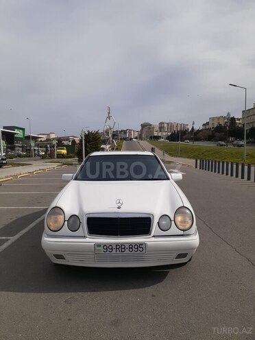 Mercedes E 230 1996, 452,000 km - 2.3 l - Bakı
