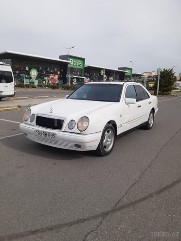 Mercedes E 230 1996, 452,000 km - 2.3 l - Bakı
