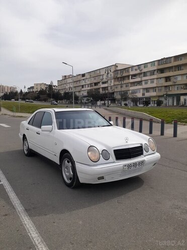 Mercedes E 230 1996, 452,000 km - 2.3 l - Bakı