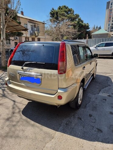 Nissan X-Trail 2010, 235,000 km - 2.5 l - Bakı