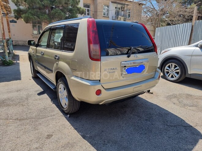 Nissan X-Trail 2010, 235,000 km - 2.5 l - Bakı