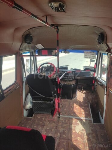 Mercedes 208 D 1993, 300,000 km - 2.3 л - Bakı
