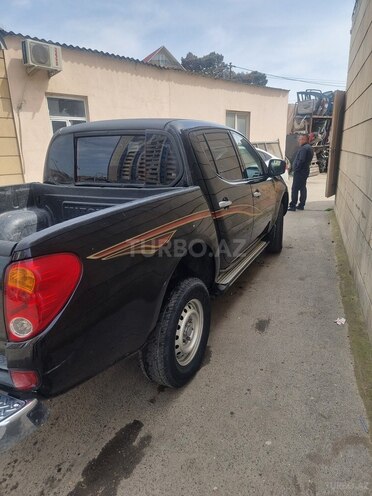 Mitsubishi L200 2008, 301,000 km - 2.5 l - Bakı