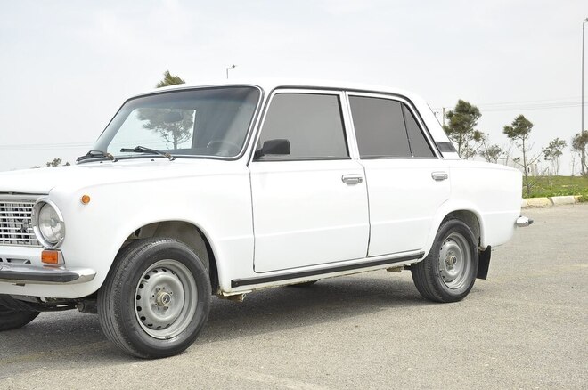 LADA (VAZ) 21011 1976, 75,000 km - 1.3 l - Bakı