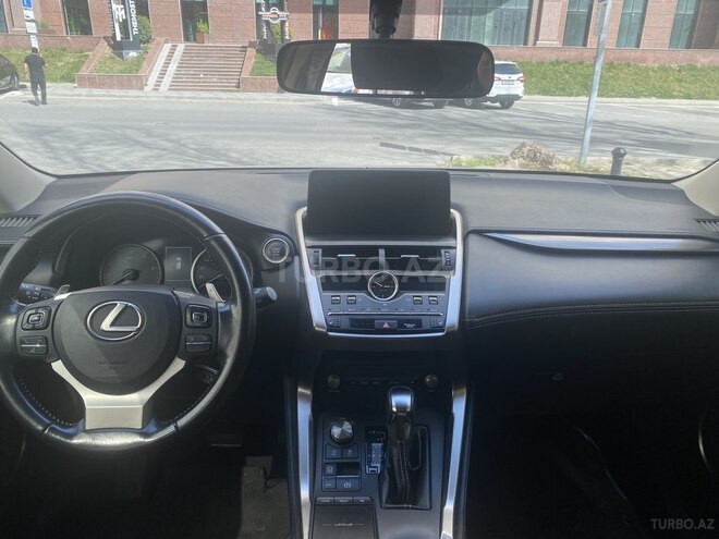 Lexus NX 200