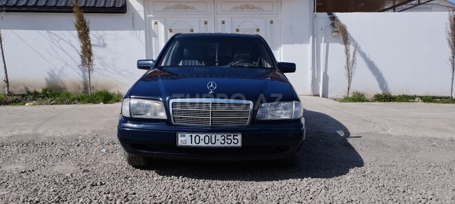 Mercedes C 180 1995, 322,312 km - 1.8 l - Quba
