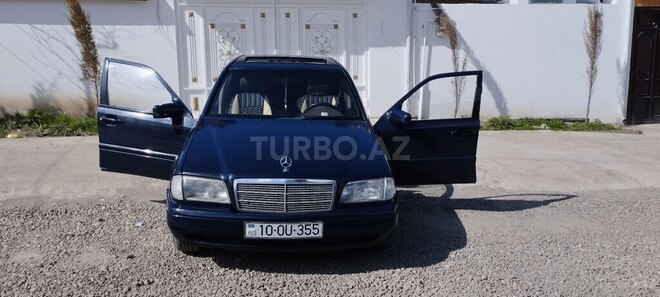 Mercedes C 180 1995, 322,312 km - 1.8 l - Quba