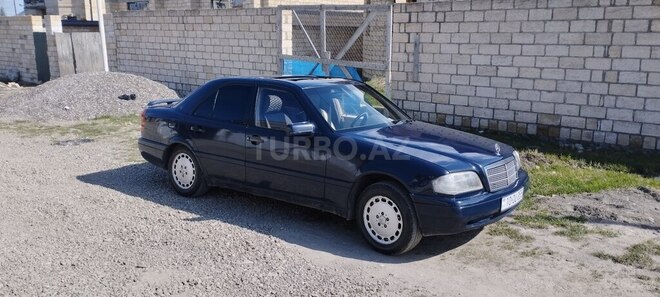 Mercedes C 180 1995, 322,312 km - 1.8 l - Quba