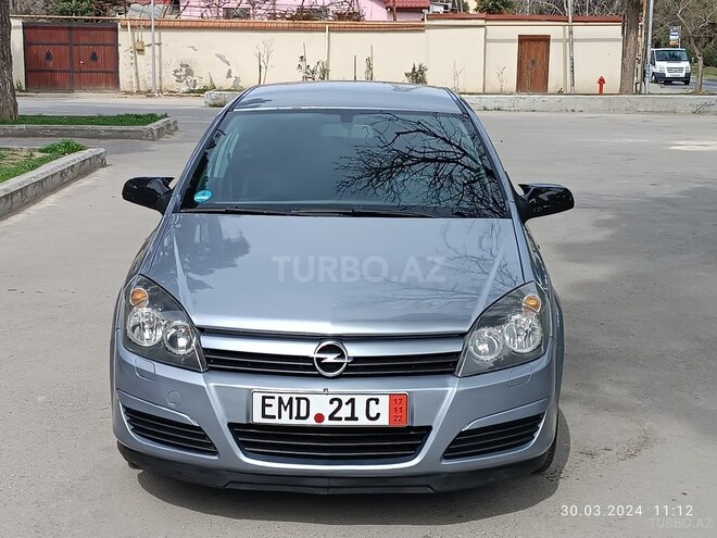 Opel Astra 2005, 208,000 km - 1.4 l - Bakı