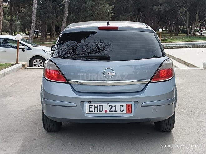 Opel Astra 2005, 208,000 km - 1.4 l - Bakı