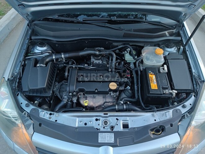 Opel Astra 2005, 208,000 km - 1.4 l - Bakı
