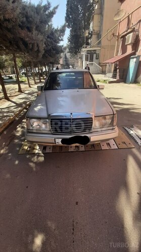 Mercedes E 220 1993, 358,963 km - 2.2 l - Bakı
