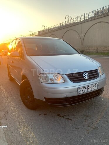 Volkswagen Touran 2005, 131,000 km - 1.6 l - Bakı