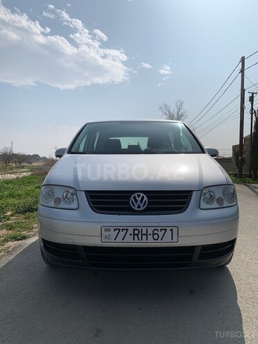 Volkswagen Touran 2005, 131,000 km - 1.6 l - Bakı
