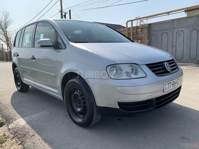 Volkswagen Touran 2005, 131,000 km - 1.6 l - Bakı