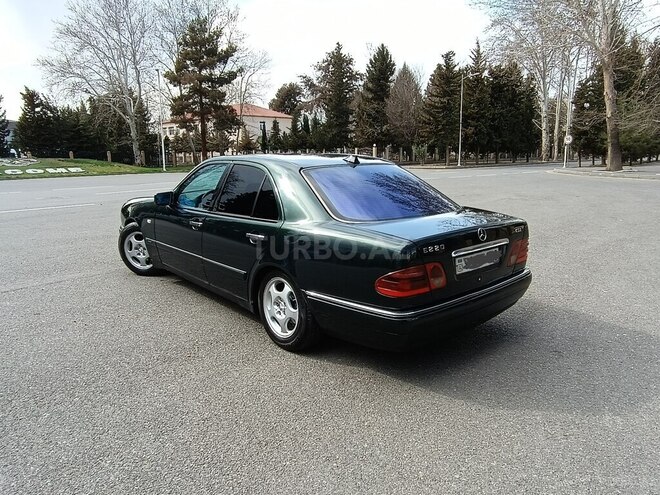 Mercedes E 220 1999, 295,000 km - 2.2 l - Mingəçevir