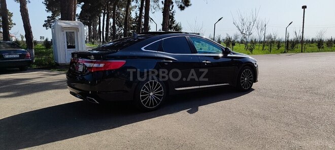 Hyundai Grandeur 2015, 220,000 km - 2.2 l - Biləsuvar
