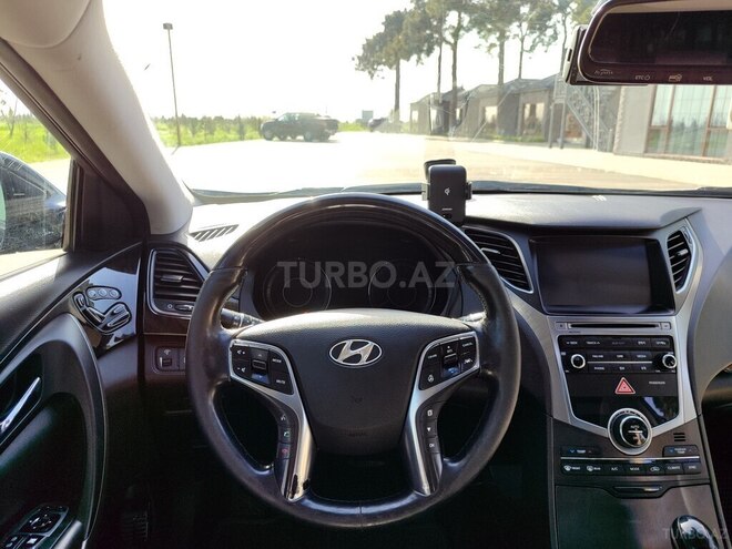 Hyundai Grandeur 2015, 220,000 km - 2.2 l - Biləsuvar