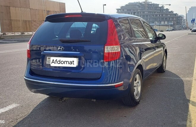 Hyundai i30 2011, 216,000 km - 2.0 л - Bakı