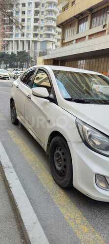 Hyundai Accent 2011, 270,000 km - 1.6 l - Bakı