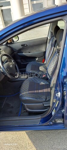 Hyundai i30 2011, 216,000 km - 2.0 л - Bakı