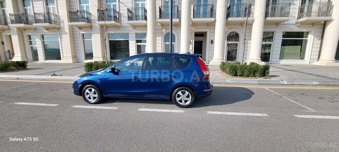 Hyundai i30 2011, 216,000 km - 2.0 л - Bakı