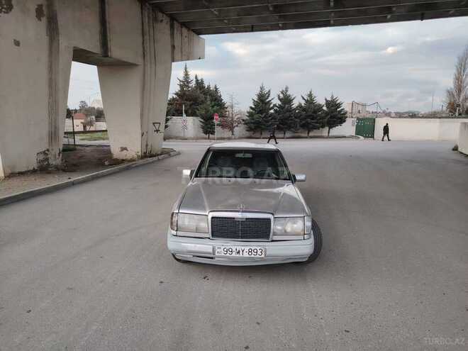 Mercedes E 300 1991, 234,578 km - 3.0 л - Bakı