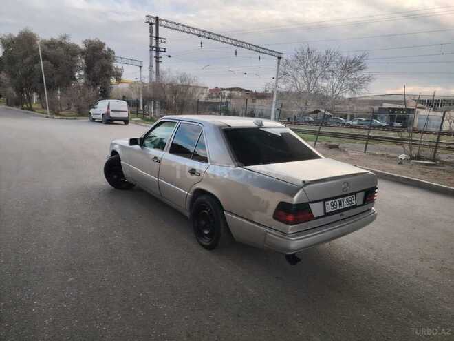 Mercedes E 300 1991, 234,578 km - 3.0 л - Bakı