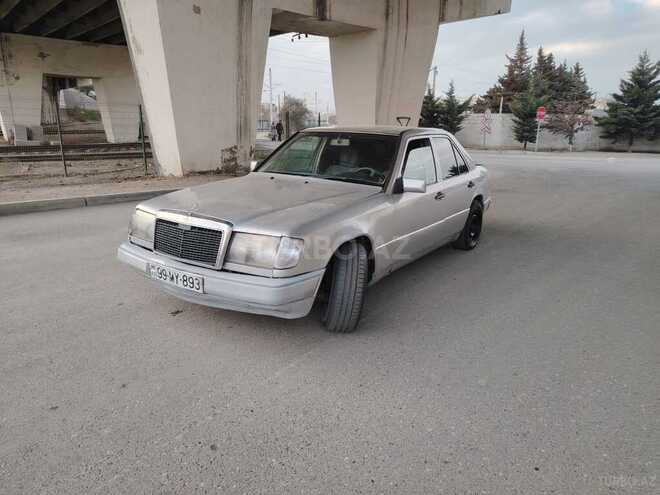Mercedes E 300 1991, 234,578 km - 3.0 л - Bakı