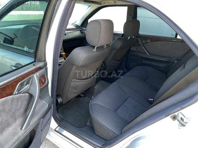 Mercedes E 240 1999, 353,000 km - 2.4 l - Tovuz