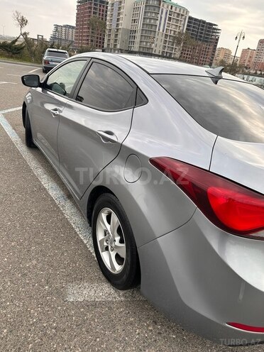 Hyundai Elantra 2015, 204,387 km - 1.8 л - Sumqayıt