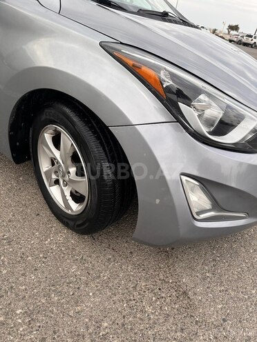 Hyundai Elantra 2015, 204,387 km - 1.8 л - Sumqayıt